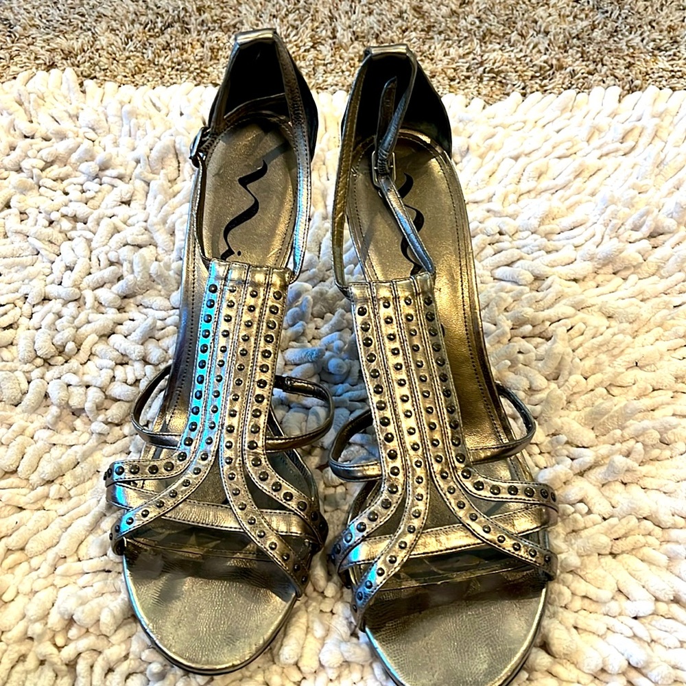 Nina heels. Never worn